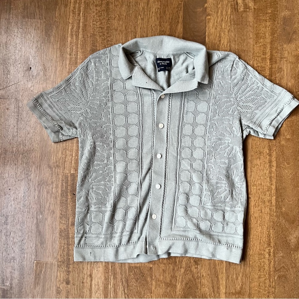 Abercrombie and Fitch Knit Short Sleeve Button Up
